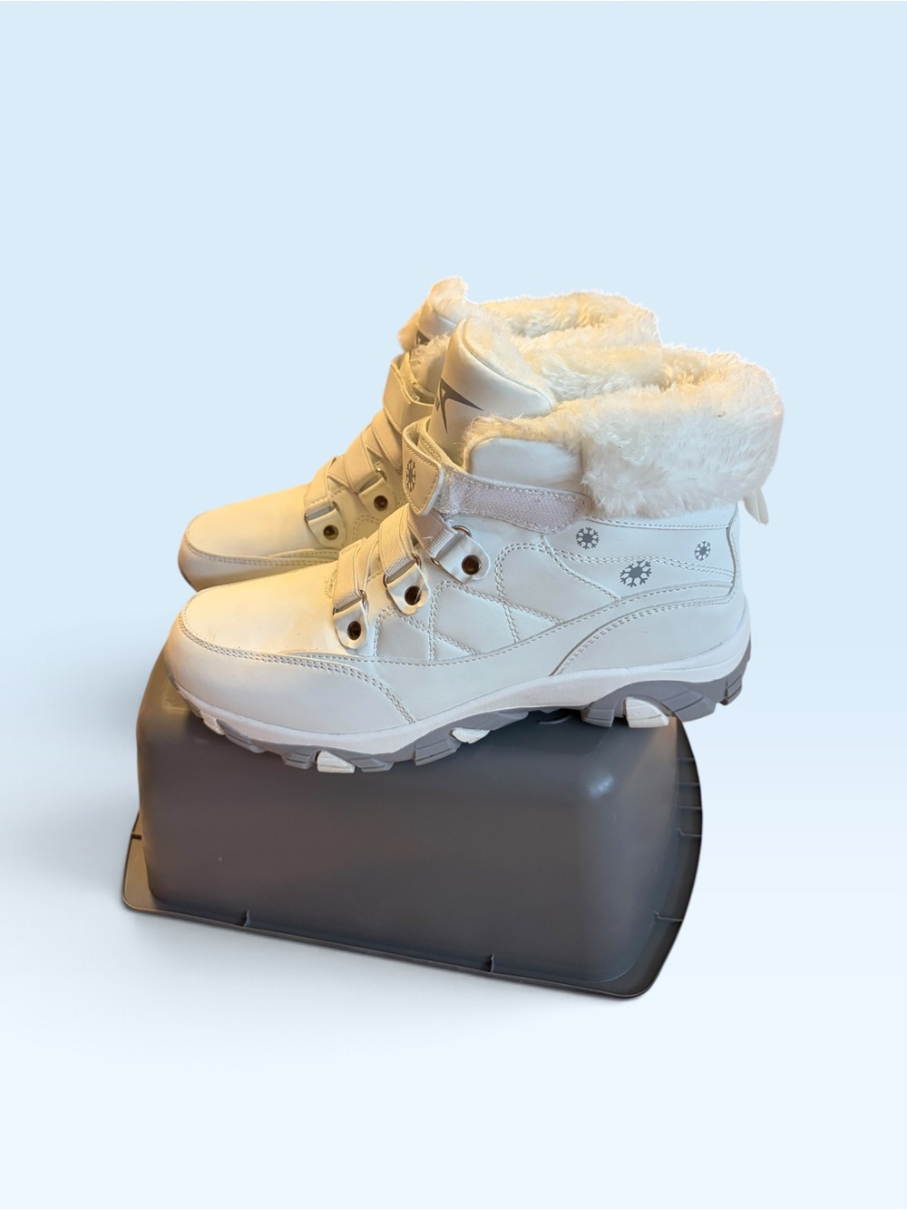 Asihion White Faux-Fur Winter Ankle Boots Sz 8.5